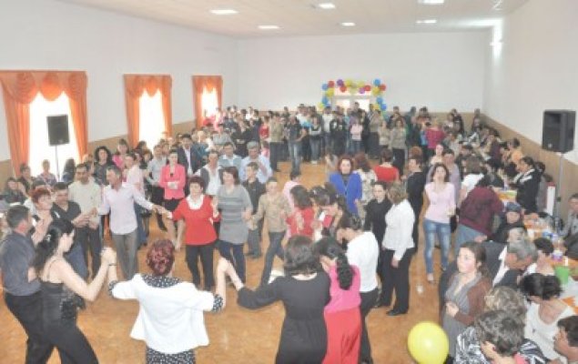 Candidatul UNPR la Primăria Saraiu şi-a lansat candidatura pe muzica lui Paleru